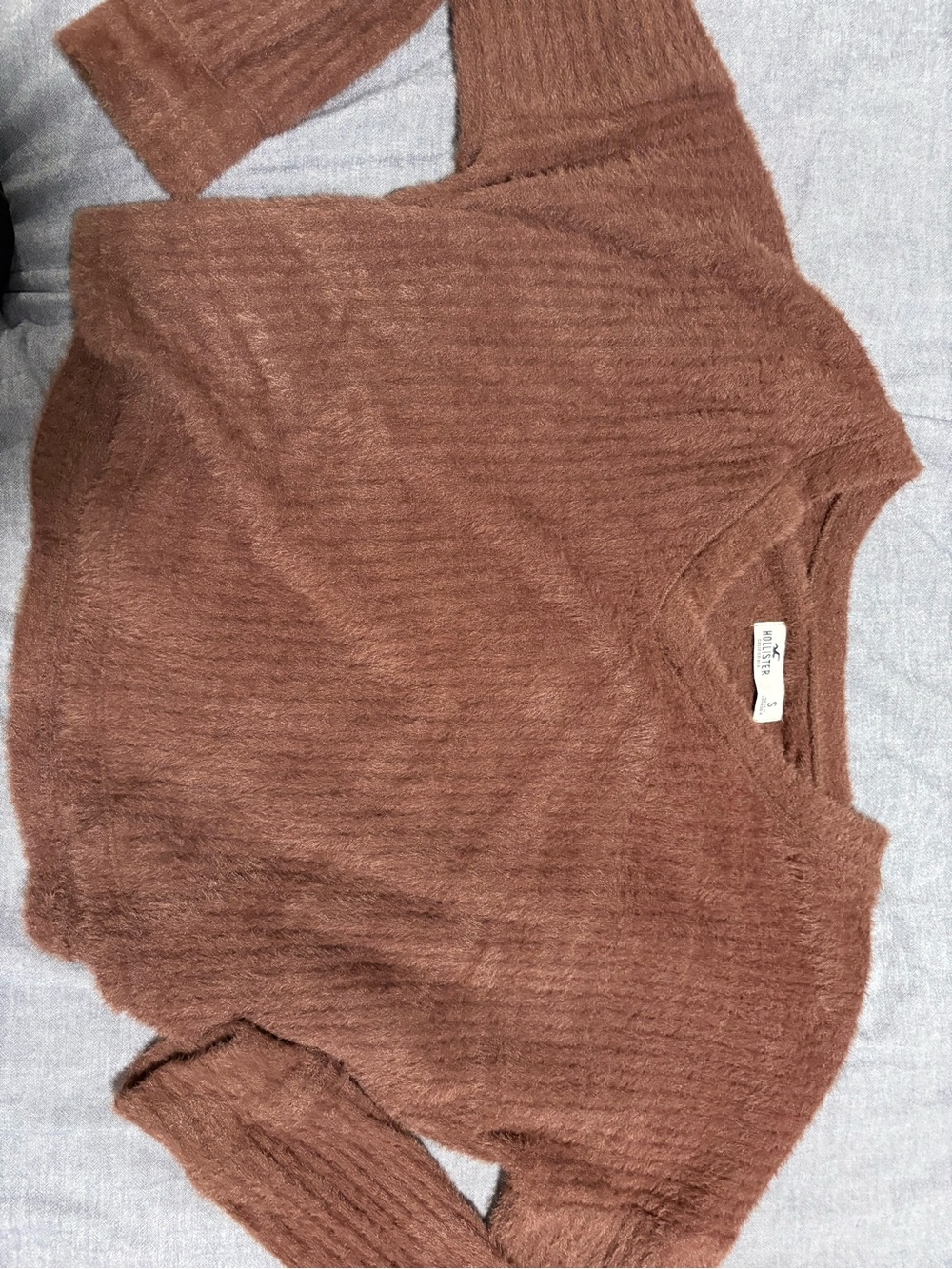 Hollister Dusty Brown Ribbed V-Neck Sweater